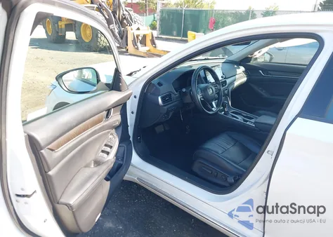 2018 Honda Accord Touring из США, поврежденный, VIN 1HGCV1F99JA192929